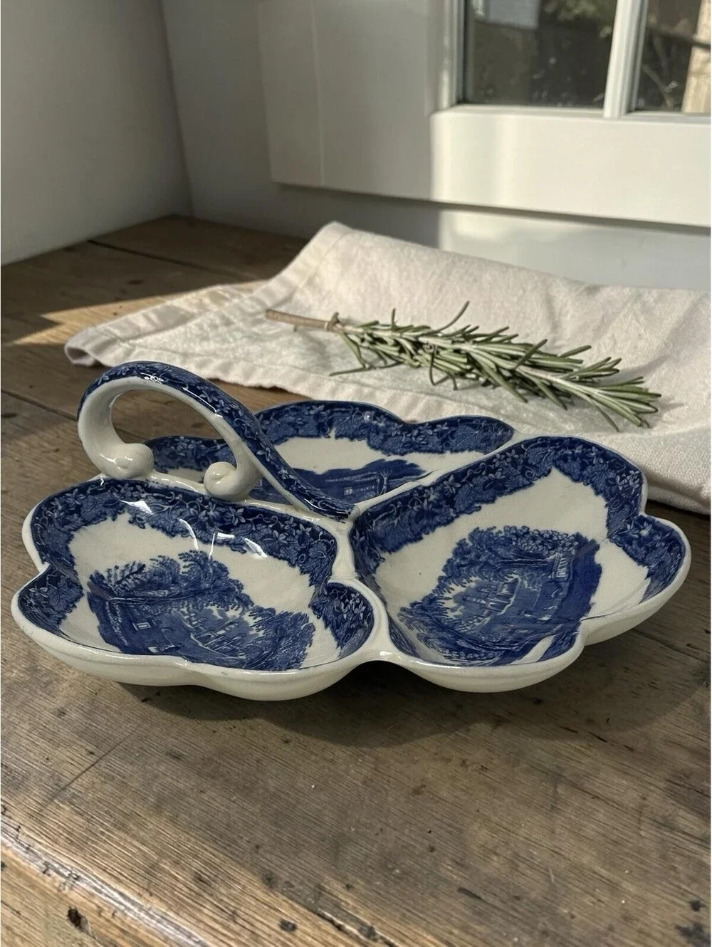 Mason's Blue Vista Divided Handled Serving Dish - English Ironstone